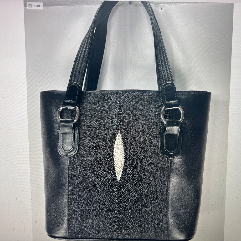 STINGRAY THAILAND -NWT$365.00 - Picture 6 of 16